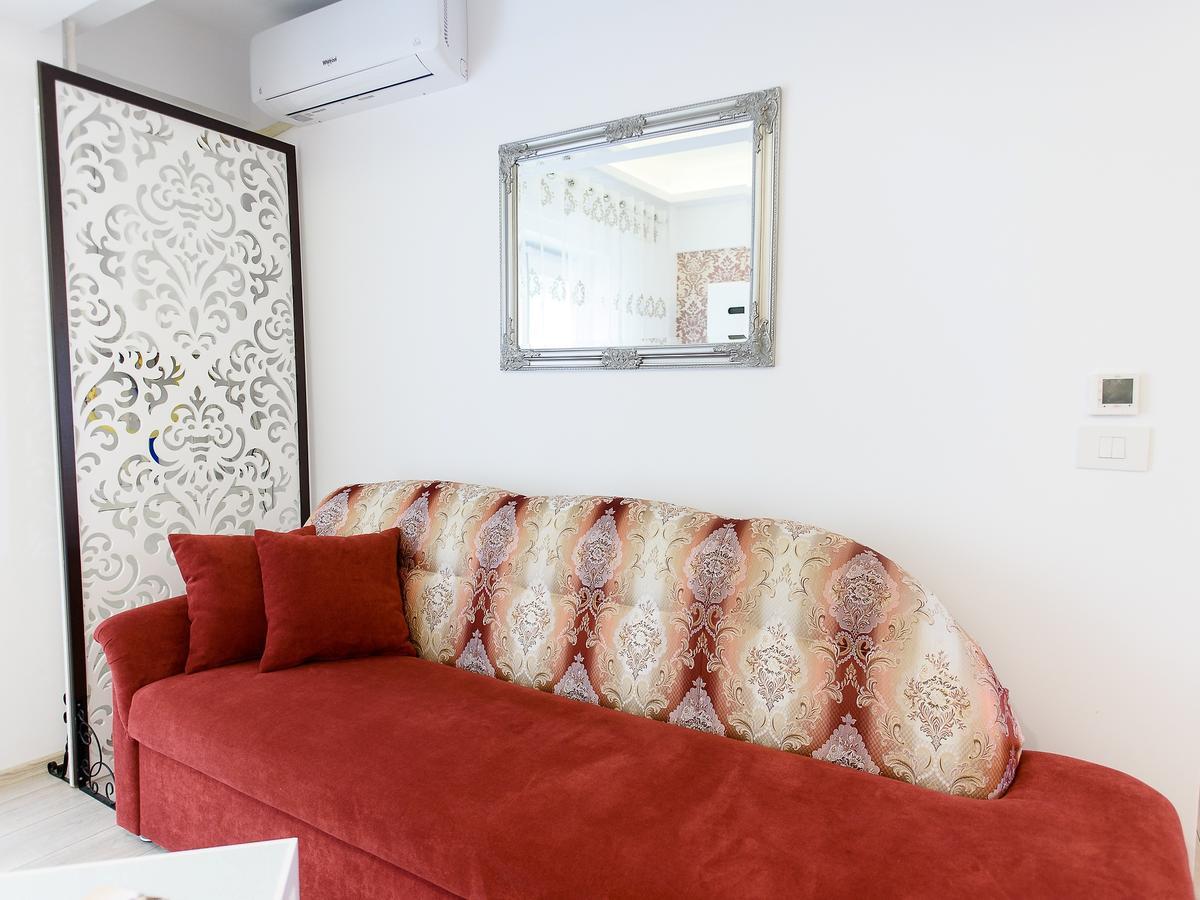 Carla'S Apartment, Airport & Train Station Shuttle Iasi Extérieur photo
